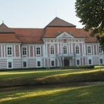 Škofijski dvorec
