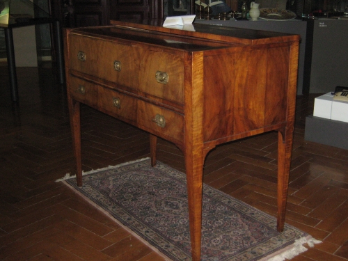 Janez Bleiweis - pisalna miza iz Narodnega muzeja Slovenije v Ljubljani