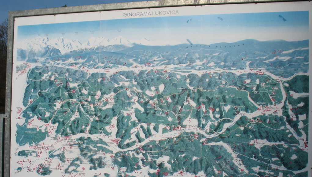Panoramski pogled na Lukovico z okolico