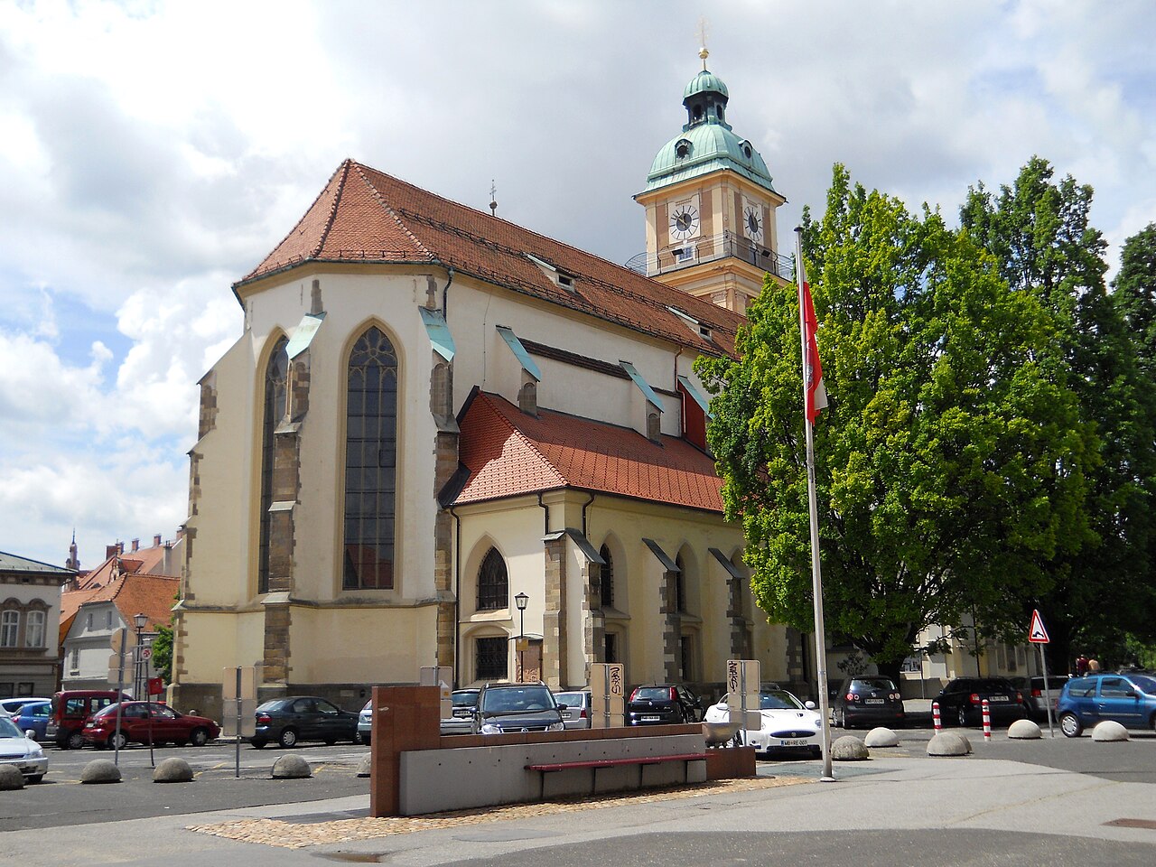 Občina Maribor Stolnica v Mariboru z vzhodne strani